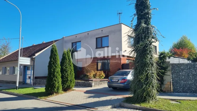 Prodej rodinného domu, Kozlany, 191 m2