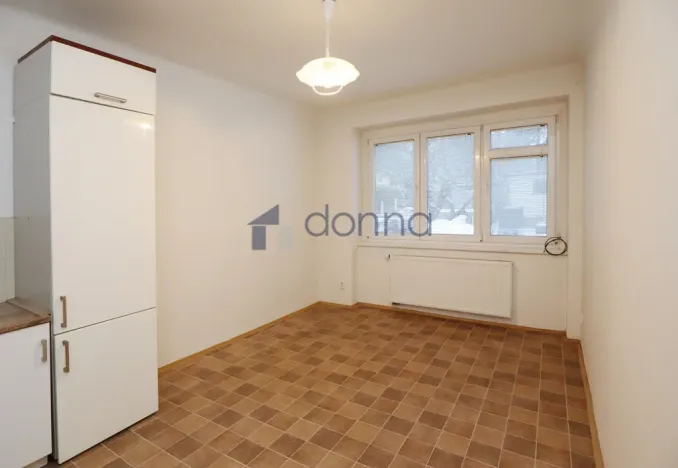 Pronájem bytu 2+1, Praha, Na Farkáně III, 70 m2