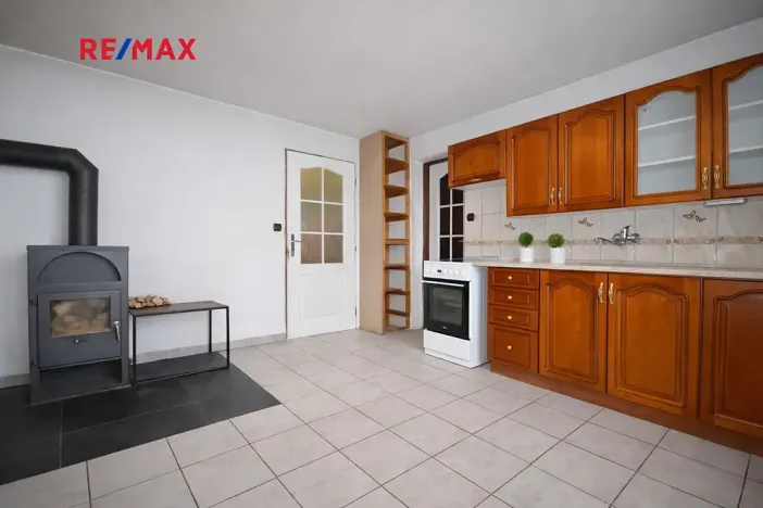 Prodej rodinného domu, Dobrovíz, K Letišti, 120 m2