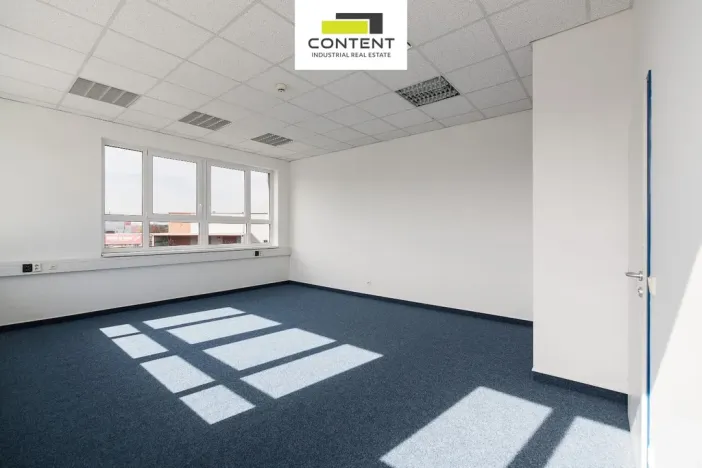 Pronájem výrobních prostor, Plzeň - Černice, K Cihelnám, 6766 m2