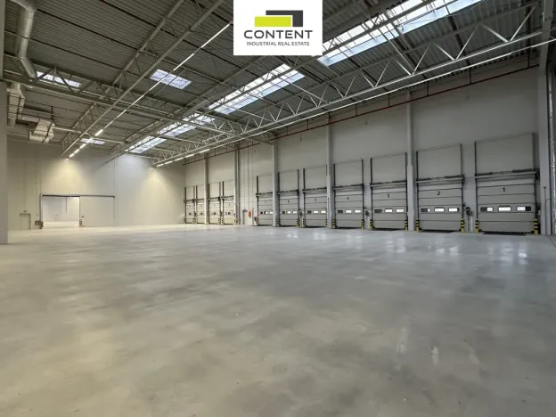 Pronájem skladu, Ostředek, 5932 m2