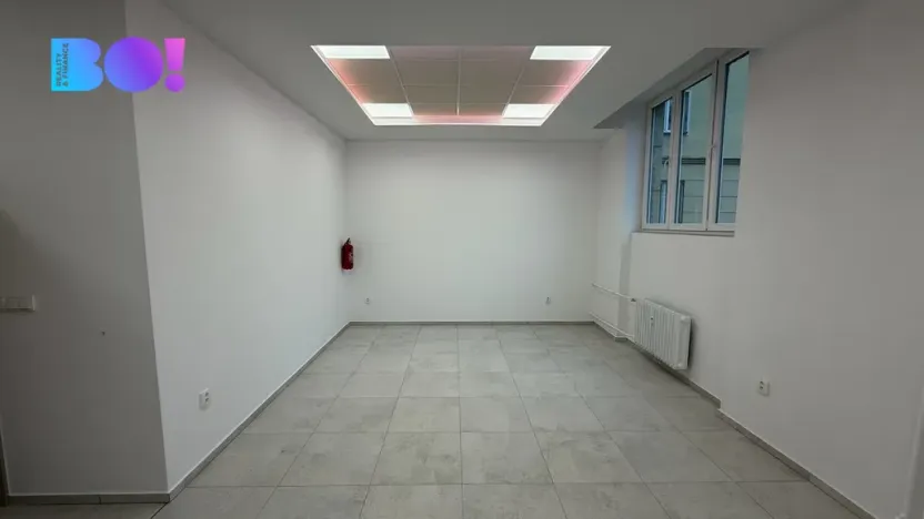 Pronájem obchodního prostoru, Český Těšín, náměstí ČSA, 70 m2
