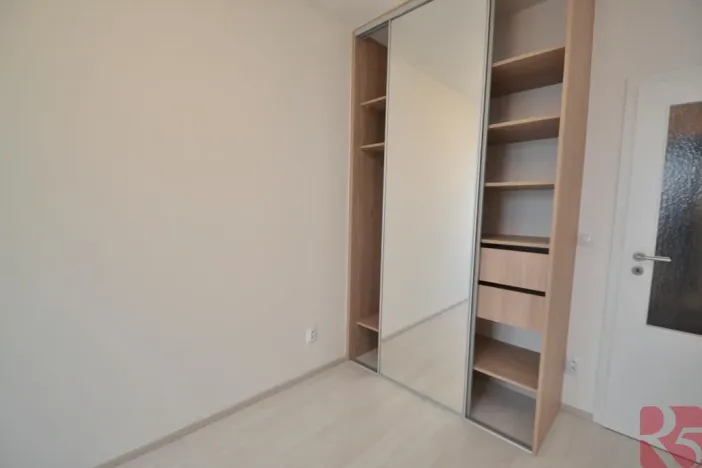 Pronájem bytu 2+kk, Praha - Letňany, Frýdecká, 54 m2