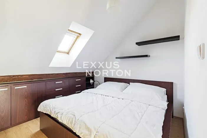 Pronájem bytu 2+kk, Praha - Vršovice, Oblouková, 60 m2