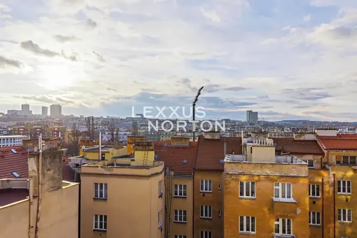 Pronájem bytu 2+kk, Praha - Vršovice, Oblouková, 60 m2