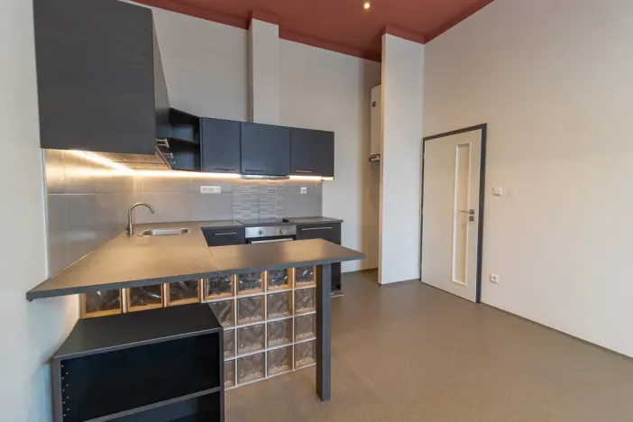 Pronájem bytu 2+kk, Sušice - Sušice II, Hrádecká, 43 m2