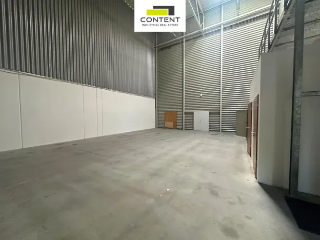 Pronájem skladu, Chrášťany, Za Tratí, 550 m2
