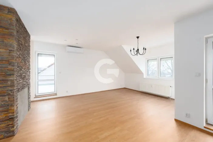 Prodej bytu 4+kk, Zlín - Mladcová, U Hřiště, 125 m2