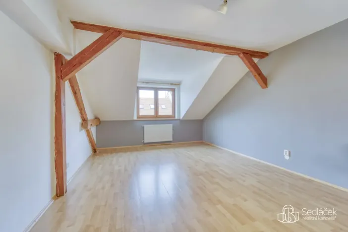 Prodej bytu 3+1, Plzeň - Jižní Předměstí, Antonína Uxy, 105 m2