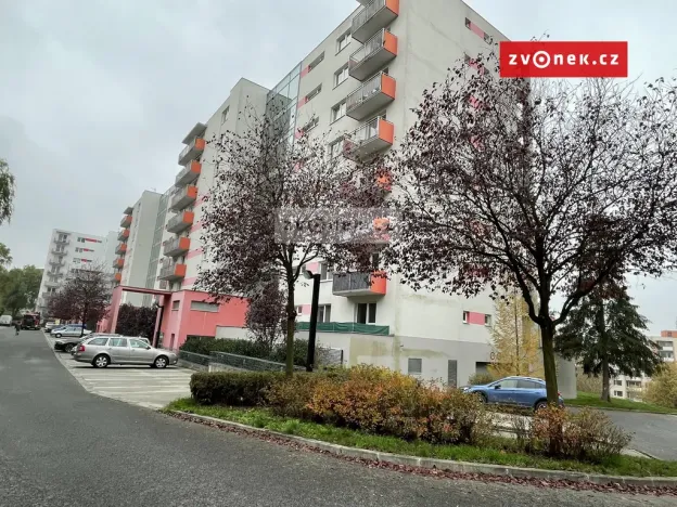 Pronájem bytu 2+kk, Zlín, Pod Křiby, 38 m2