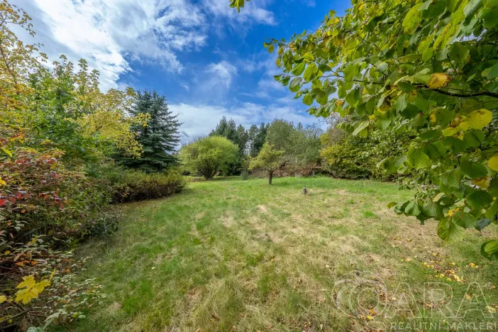 Prodej pozemku pro bydlení, Chrást, Vilová, 2055 m2