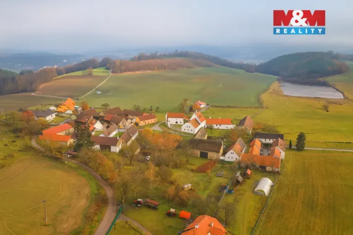 Prodej pozemku pro bydlení, Dolní Třebonín - Štěkře, 2052 m2
