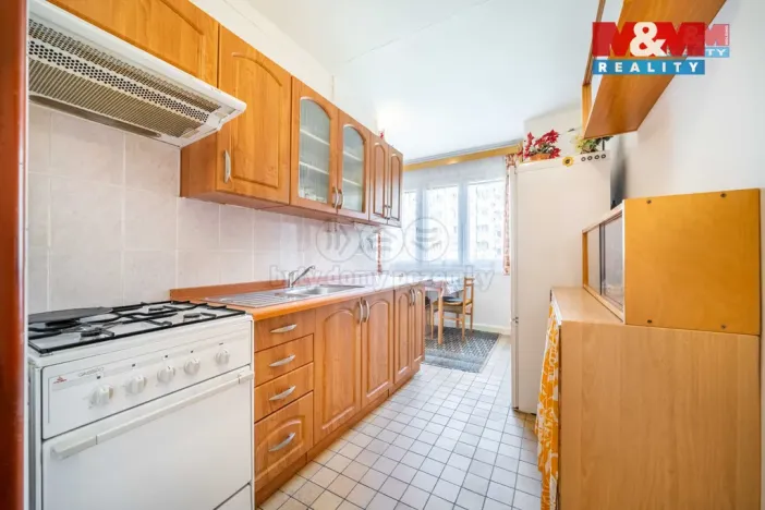 Pronájem bytu 1+1, Plzeň - Doubravka, Smrková, 42 m2