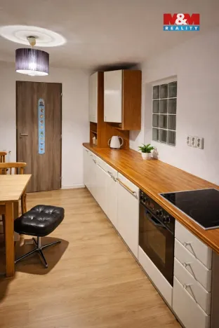 Pronájem bytu 3+1, Jesenice, Plzeňská, 98 m2