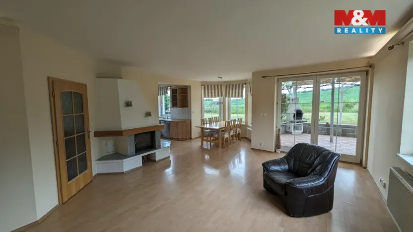 Prodej rodinného domu, Panenské Břežany, Vilová, 200 m2