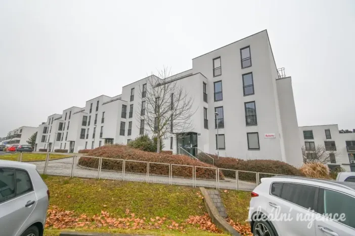 Pronájem bytu 1+kk, Brno - Bystrc, Markůvky, 30 m2
