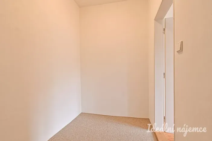 Pronájem bytu 2+kk, Chudčice, 38 m2