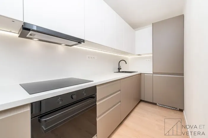 Prodej bytu 2+kk, Praha - Vršovice, Bulharská, 42 m2