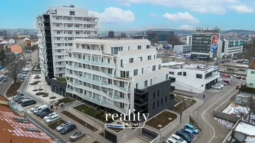 Pronájem bytu 3+kk, Brno, Komárovská, 66 m2