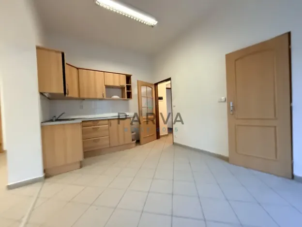 Pronájem kanceláře, Rokycany - Nové Město, Josefa Tomáška, 57 m2