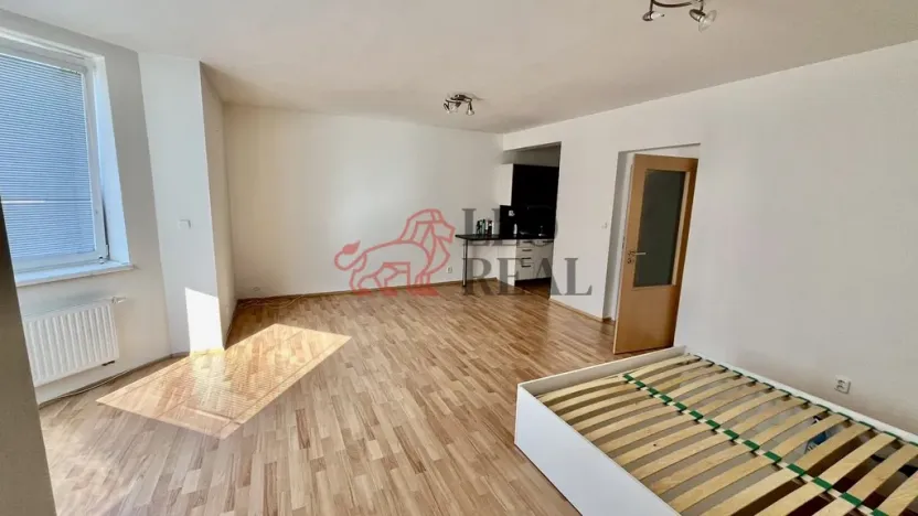 Pronájem bytu 1+kk, Uherské Hradiště - Mařatice, Sadová, 48 m2