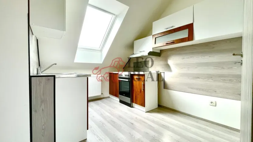 Pronájem bytu 1+kk, Uherské Hradiště - Jarošov, Na Návsi, 20 m2