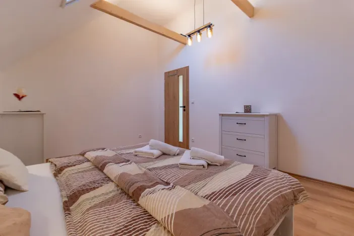 Prodej bytu 2+kk, Petrovice u Sušice - Jiřičná, 53 m2