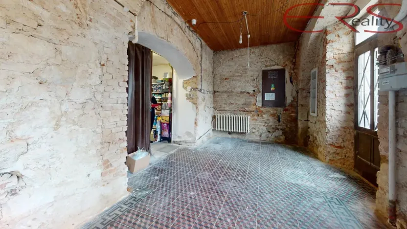 Prodej rodinného domu, Mnichovo Hradiště, Masarykovo náměstí, 200 m2