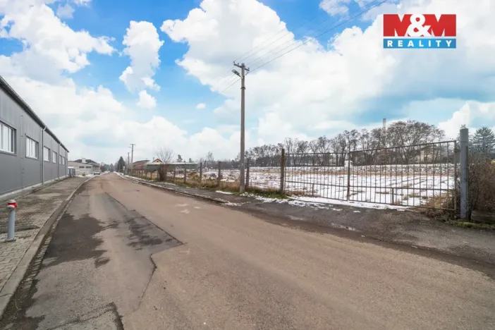 Pronájem komerčního pozemku, Chrást, 1600 m2