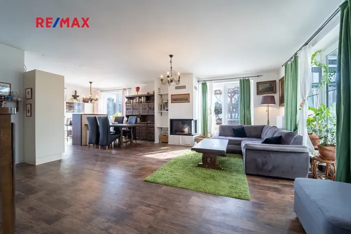 Prodej rodinného domu, Měchenice, Na Vyhlídce, 246 m2