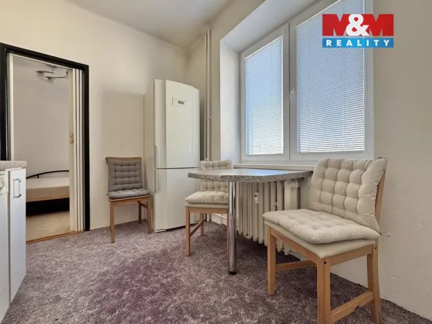 Pronájem bytu 2+1, Praha - Suchdol, Kamýcká, 55 m2