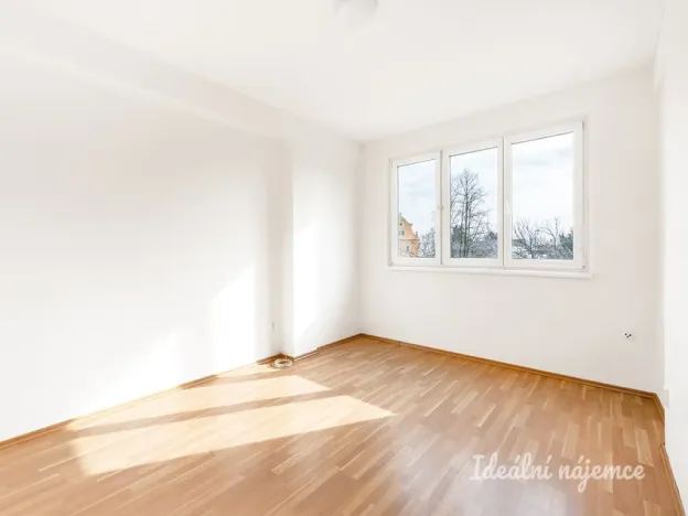 Pronájem bytu 2+kk, Tursko, Nová, 44 m2