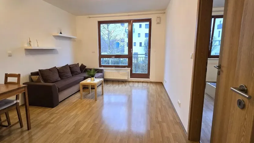 Pronájem bytu 2+kk, Praha - Vysočany, Ocelářská, 50 m2