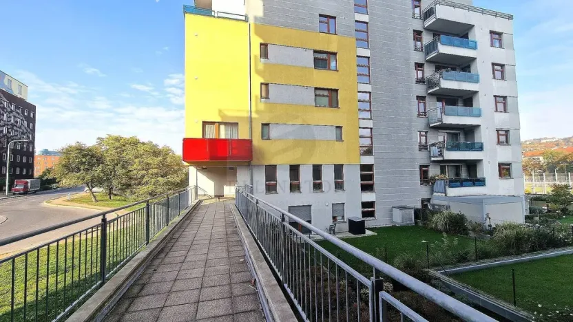 Pronájem bytu 2+kk, Praha - Vysočany, Ocelářská, 50 m2