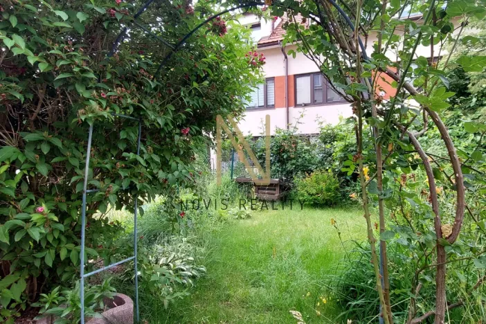 Pronájem bytu 2+kk, Domažlice, náměstí Míru, 69 m2