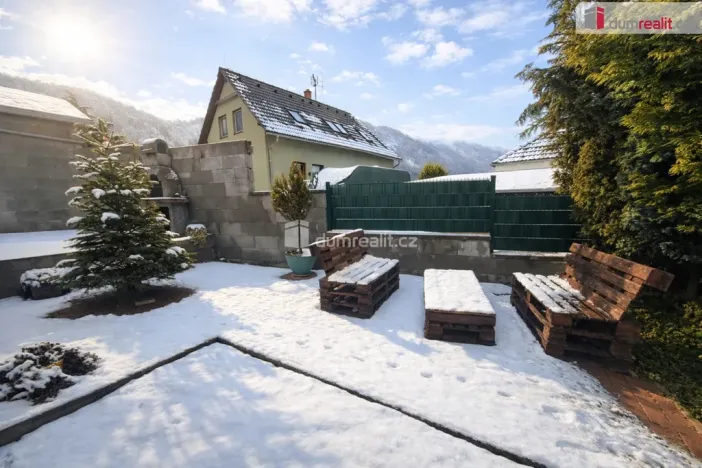 Pronájem bytu 1+1, Trmice, 32 m2