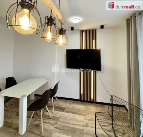 Pronájem bytu 2+kk, Jablonec nad Nisou, Lesní stezka, 52 m2