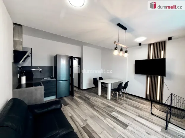 Pronájem bytu 2+kk, Jablonec nad Nisou, Lesní stezka, 52 m2