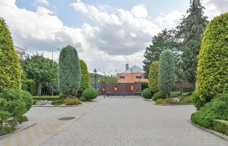 Pronájem vily, Praha - Nebušice, Nebušická, 243 m2