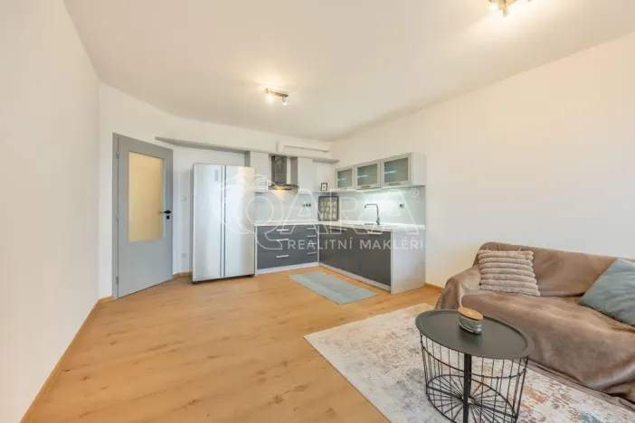 Prodej bytu 2+kk, Praha - Modřany, Semická, 53 m2