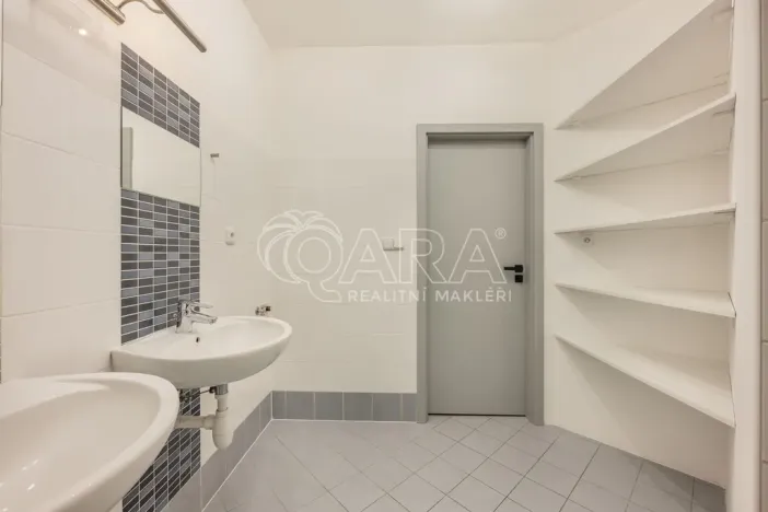 Prodej bytu 2+kk, Praha - Modřany, Semická, 53 m2