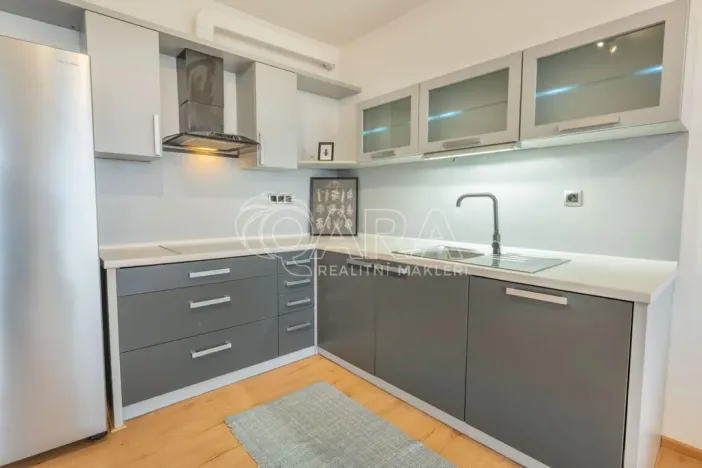 Prodej bytu 2+kk, Praha - Modřany, Semická, 53 m2