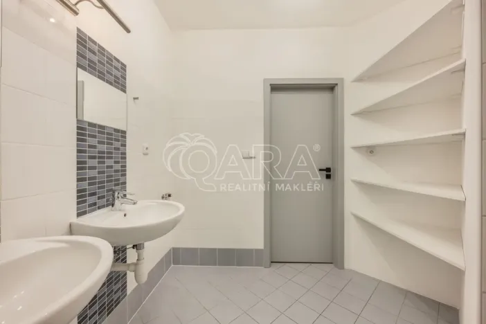 Prodej bytu 2+kk, Praha - Modřany, Semická, 53 m2