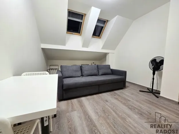 Prodej bytu 1+kk, Brno, Bratislavská, 27 m2