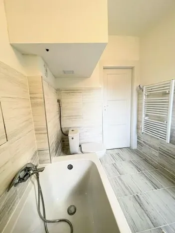 Pronájem bytu 2+kk, Liberec - Liberec I-Staré Město, nám. Žižkovo, 50 m2