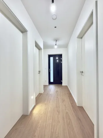 Prodej bytu 2+kk, Praha - Hlubočepy, U náhonu, 55 m2