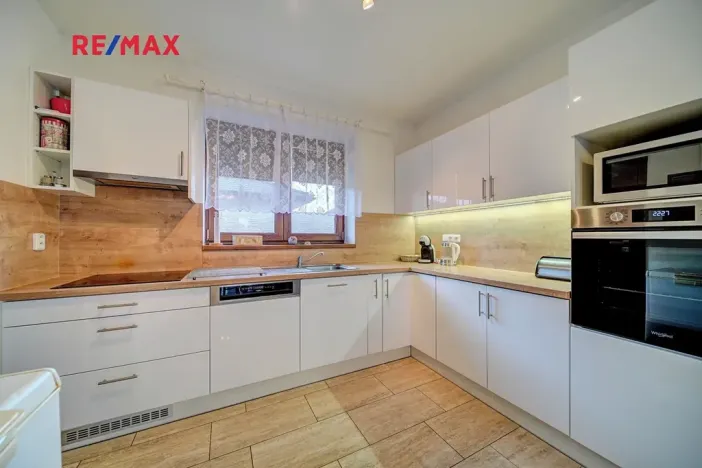 Prodej rodinného domu, Kolín, K Ovčárům, 144 m2