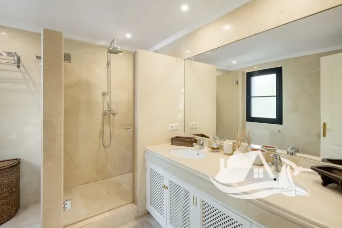 Prodej vily, Benahavís, Španělsko, 336 m2