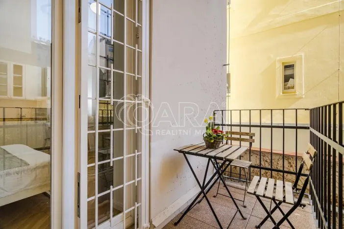 Pronájem bytu 1+kk, Praha - Holešovice, Šimáčkova, 33 m2