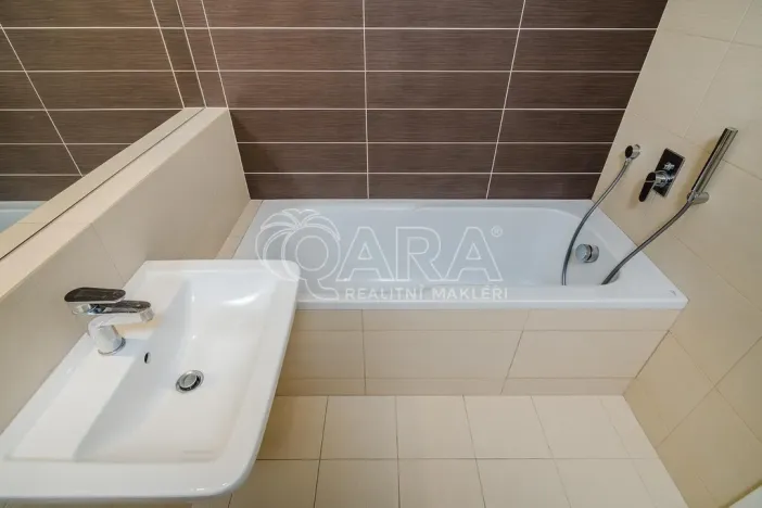 Pronájem bytu 2+kk, Praha, 54 m2